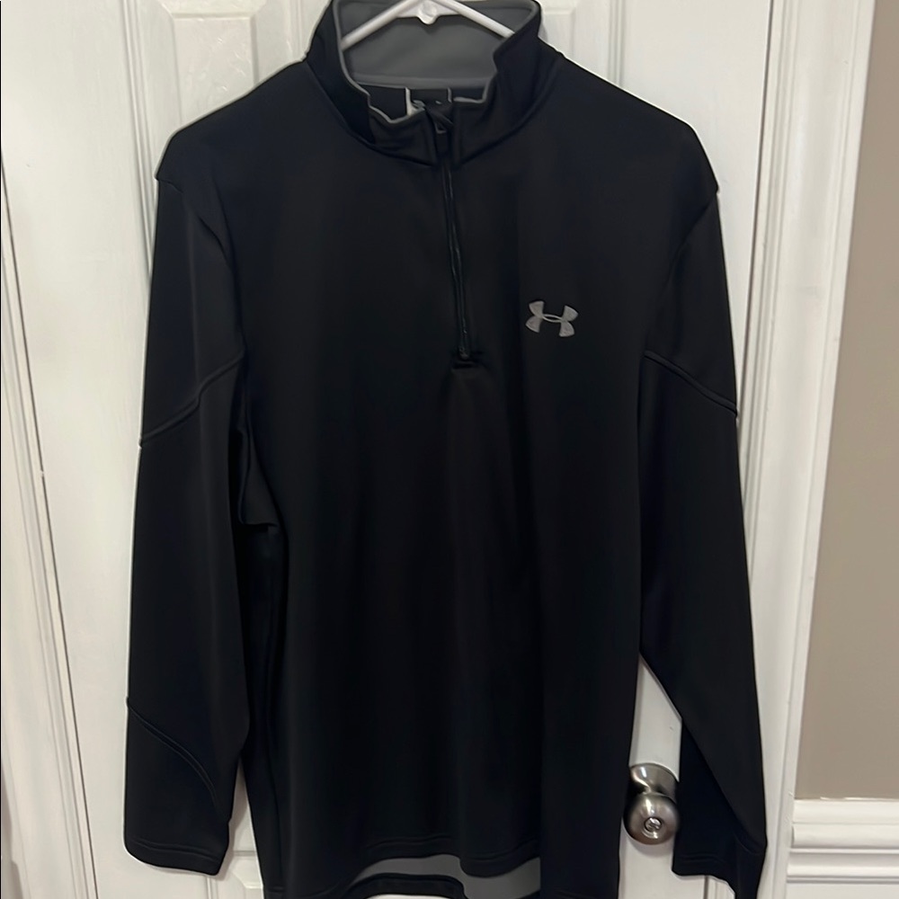 Under Armour Black Pullover